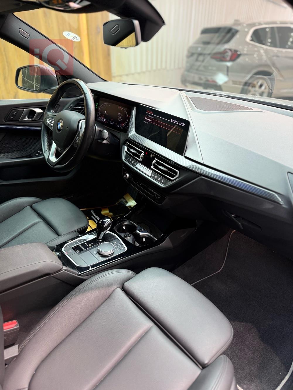 بي ام دبليو الفئة 2